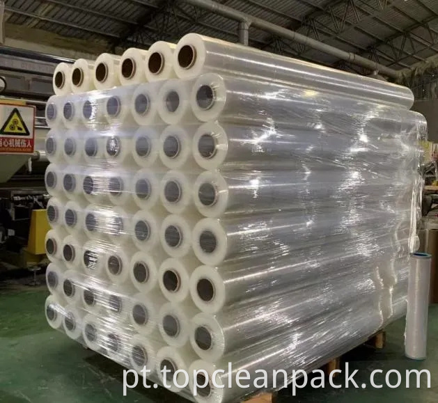 O filme de embrulho pe é resistente a UV, antiestático, à prova de ferrugem, personalizável e reciclável